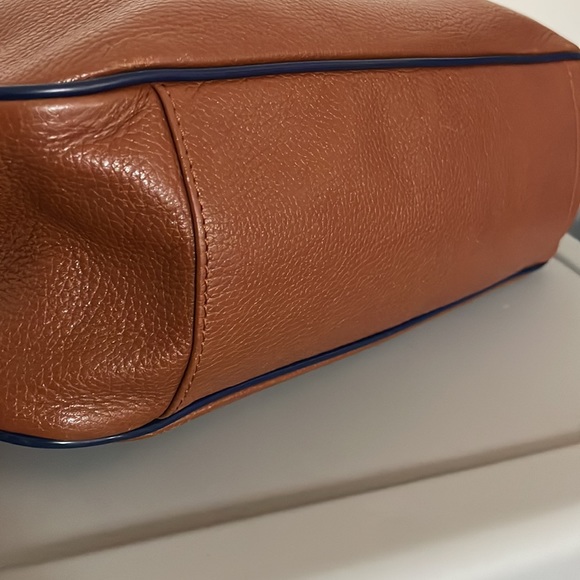 Tory Burch Shoulder Tote - Picture 10 of 12